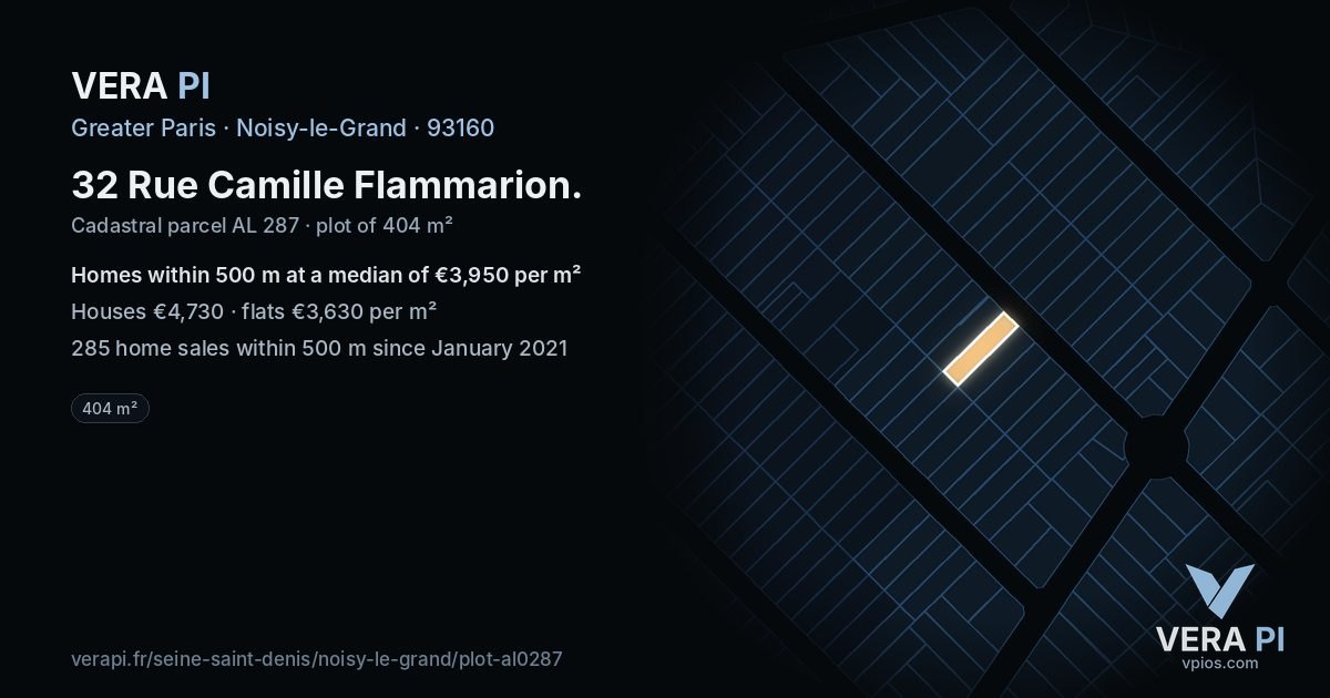 32 Rue Camille Flammarion, Noisy-le-Grand at night – the plot lit, the parcels around coloured by the prices near them