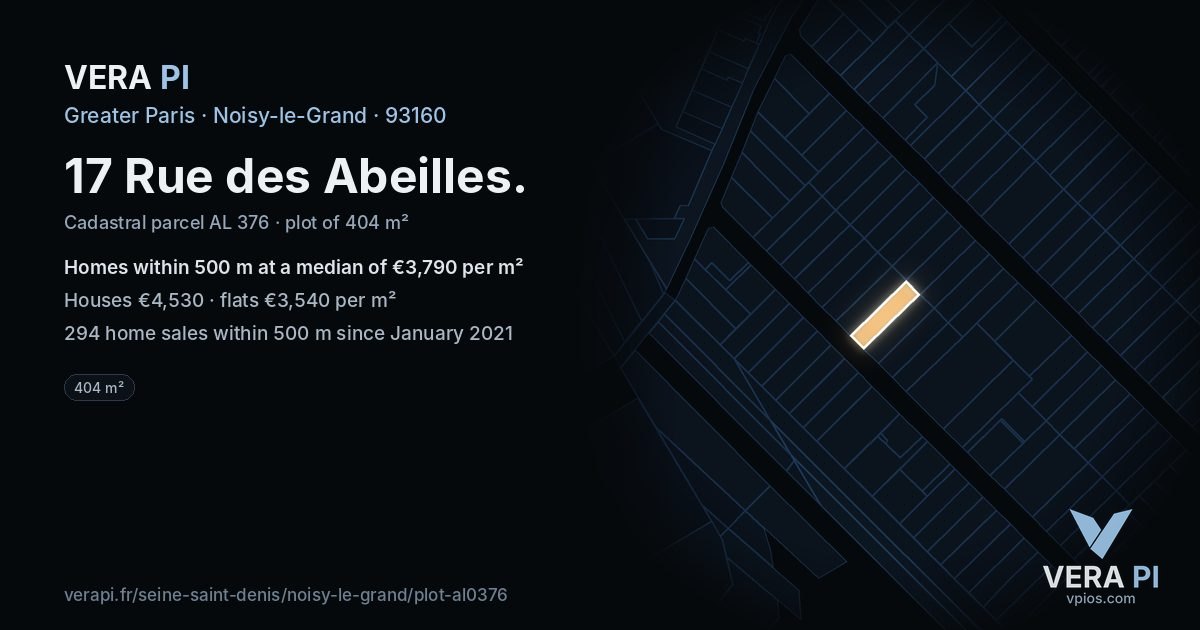 17 Rue des Abeilles, Noisy-le-Grand at night – the plot lit, the parcels around coloured by the prices near them