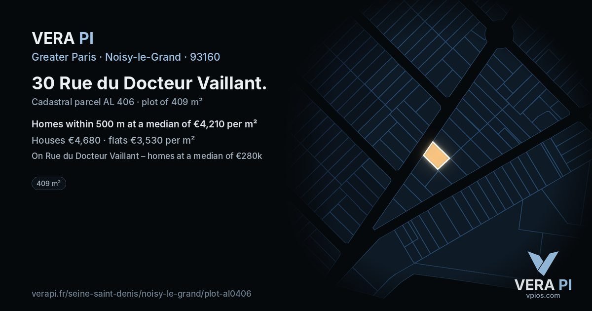 30 Rue du Docteur Vaillant, Noisy-le-Grand at night – the plot lit, the parcels around coloured by the prices near them