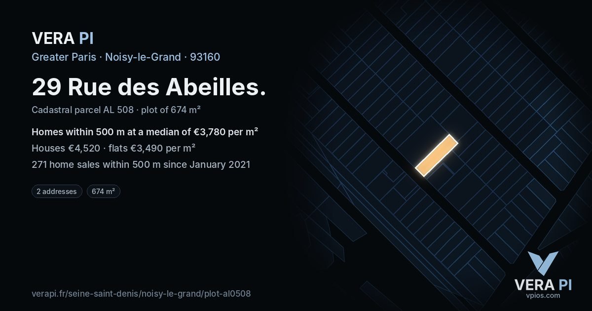 29 Rue des Abeilles, Noisy-le-Grand at night – the plot lit, the parcels around coloured by the prices near them