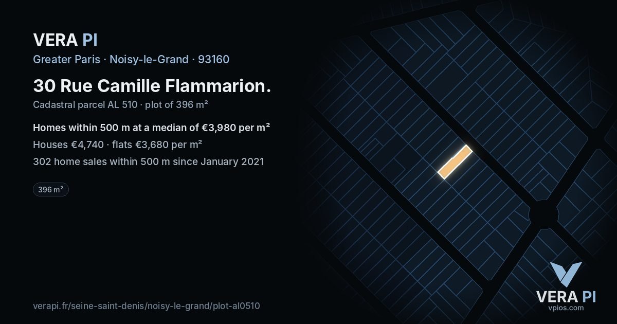 30 Rue Camille Flammarion, Noisy-le-Grand at night – the plot lit, the parcels around coloured by the prices near them