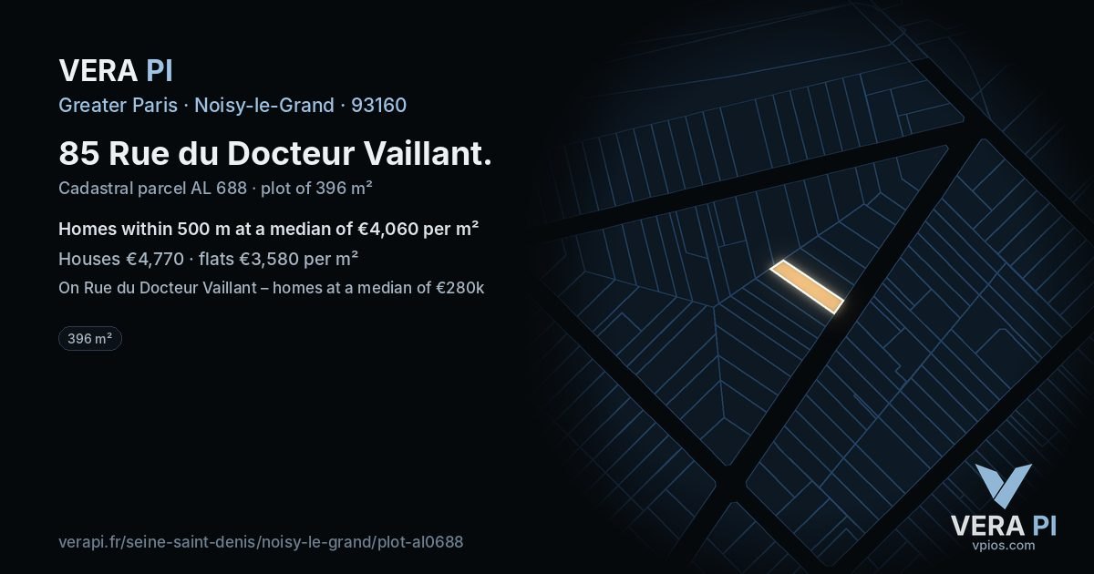 85 Rue du Docteur Vaillant, Noisy-le-Grand at night – the plot lit, the parcels around coloured by the prices near them