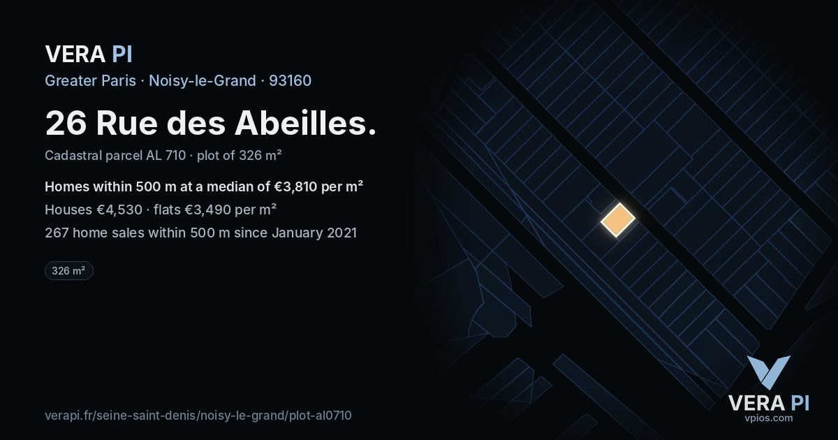 26 Rue des Abeilles, Noisy-le-Grand at night – the plot lit, the parcels around coloured by the prices near them