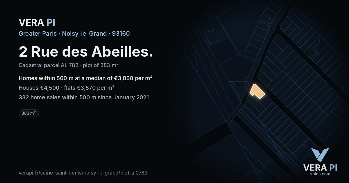 2 Rue des Abeilles, Noisy-le-Grand at night – the plot lit, the parcels around coloured by the prices near them
