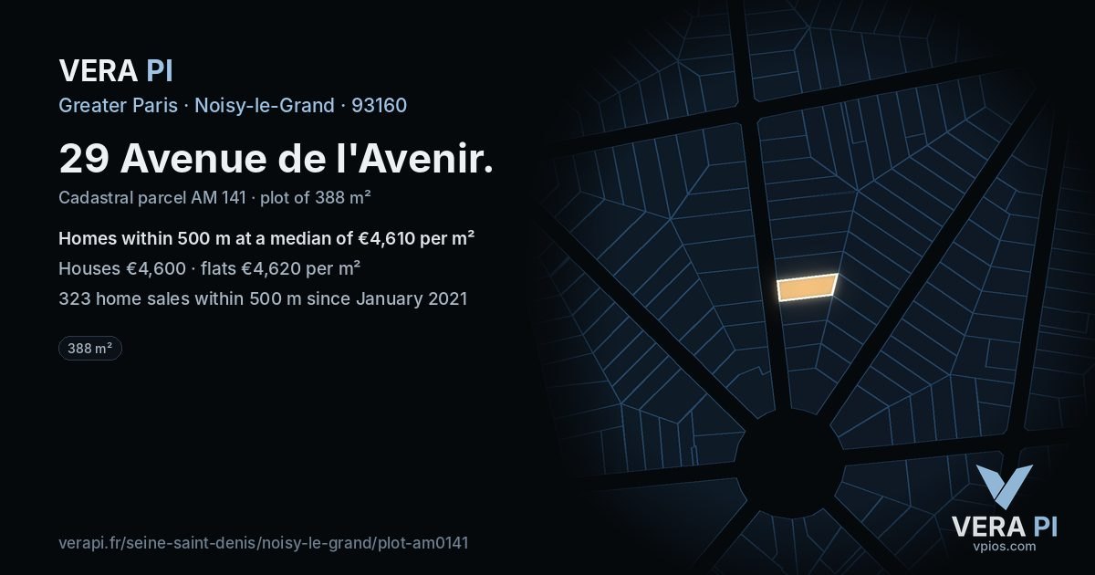29 Avenue de l'Avenir, Noisy-le-Grand at night – the plot lit, the parcels around coloured by the prices near them