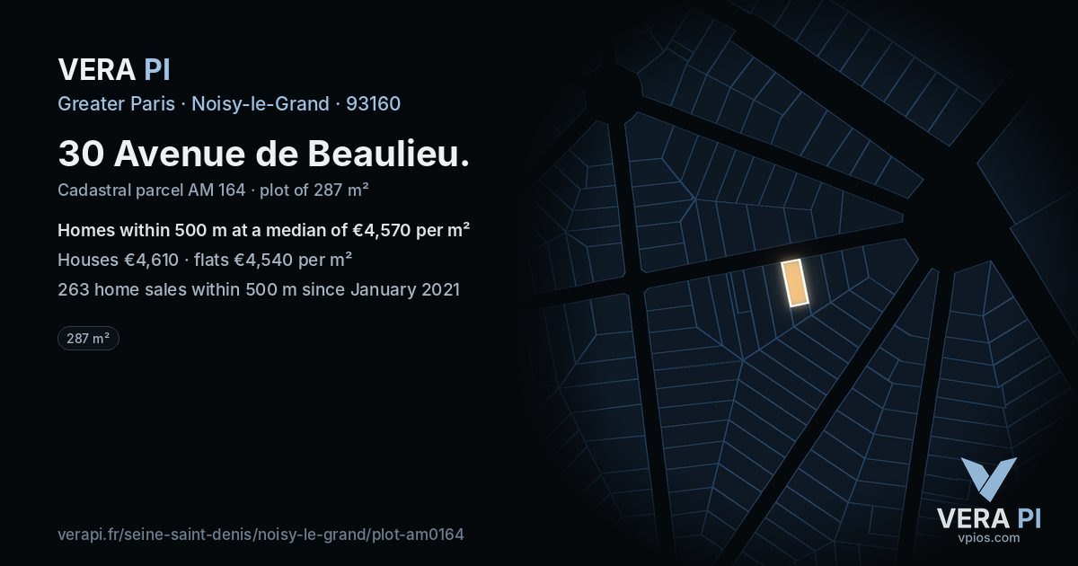 30 Avenue de Beaulieu, Noisy-le-Grand at night – the plot lit, the parcels around coloured by the prices near them