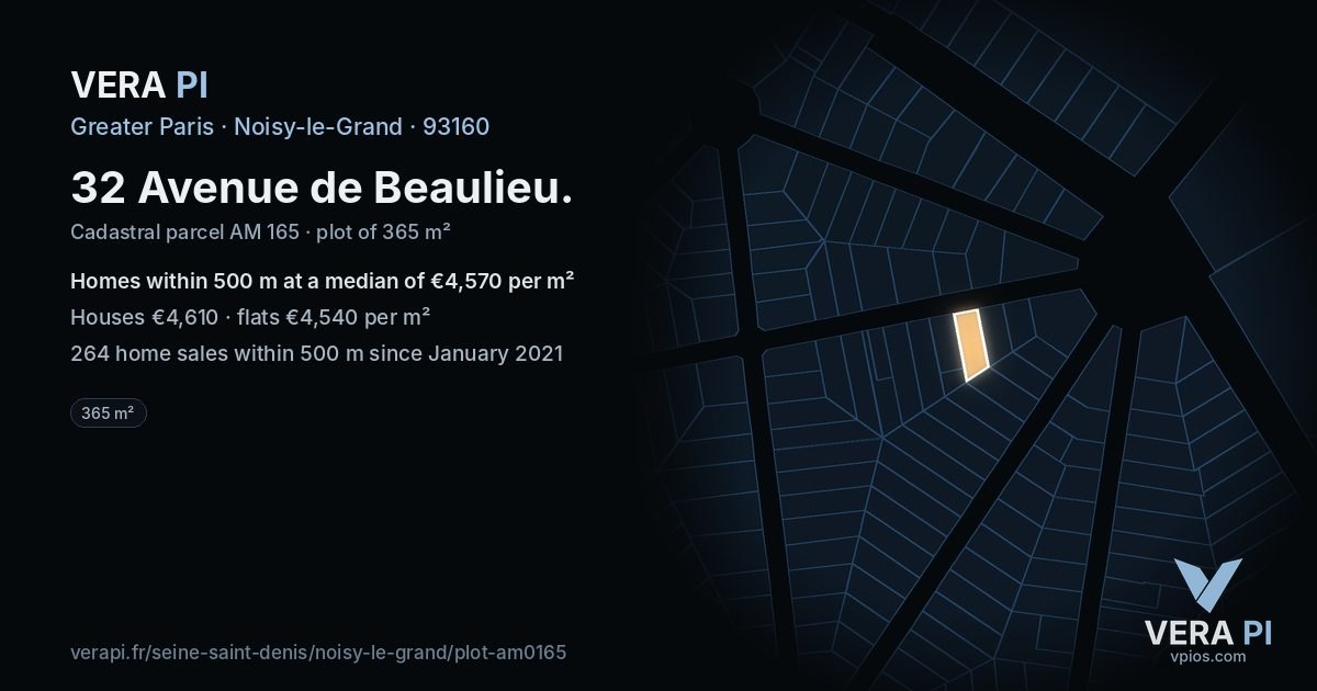 32 Avenue de Beaulieu, Noisy-le-Grand at night – the plot lit, the parcels around coloured by the prices near them