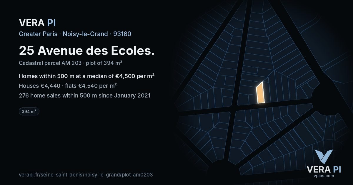 25 Avenue des Ecoles, Noisy-le-Grand at night – the plot lit, the parcels around coloured by the prices near them