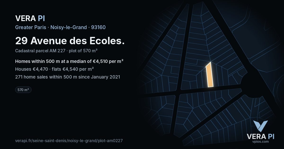 29 Avenue des Ecoles, Noisy-le-Grand at night – the plot lit, the parcels around coloured by the prices near them