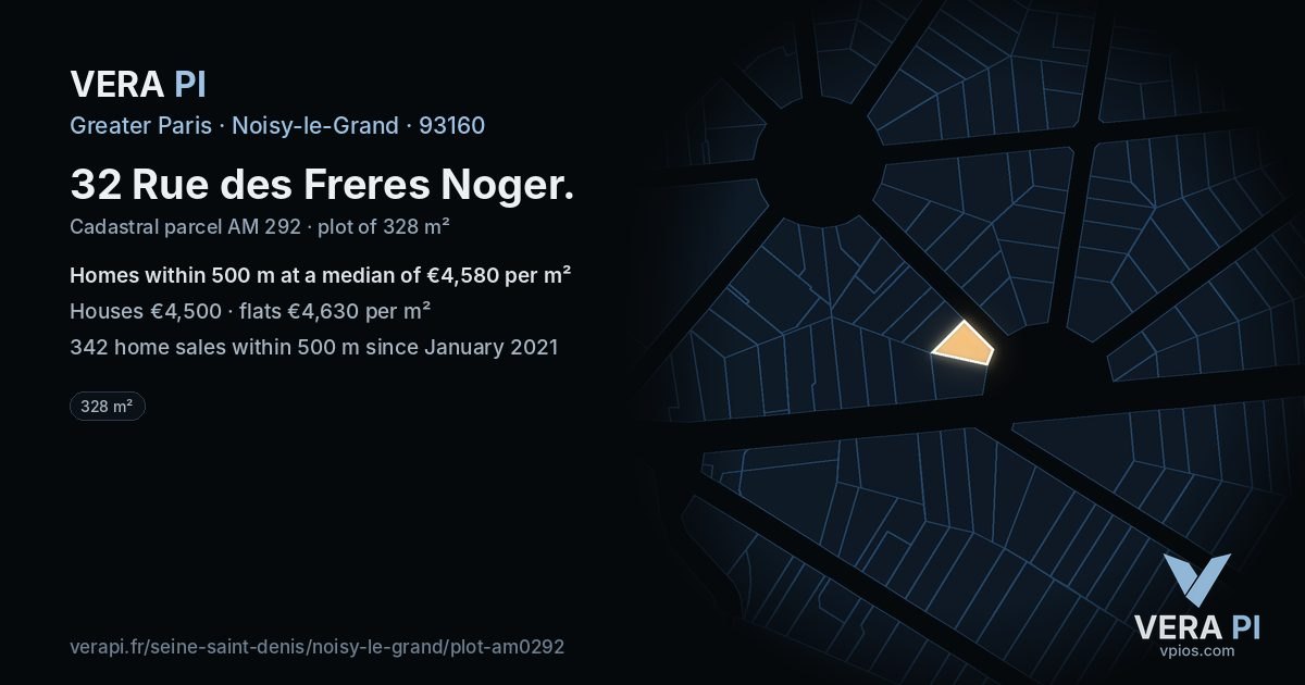 32 Rue des Freres Noger, Noisy-le-Grand at night – the plot lit, the parcels around coloured by the prices near them
