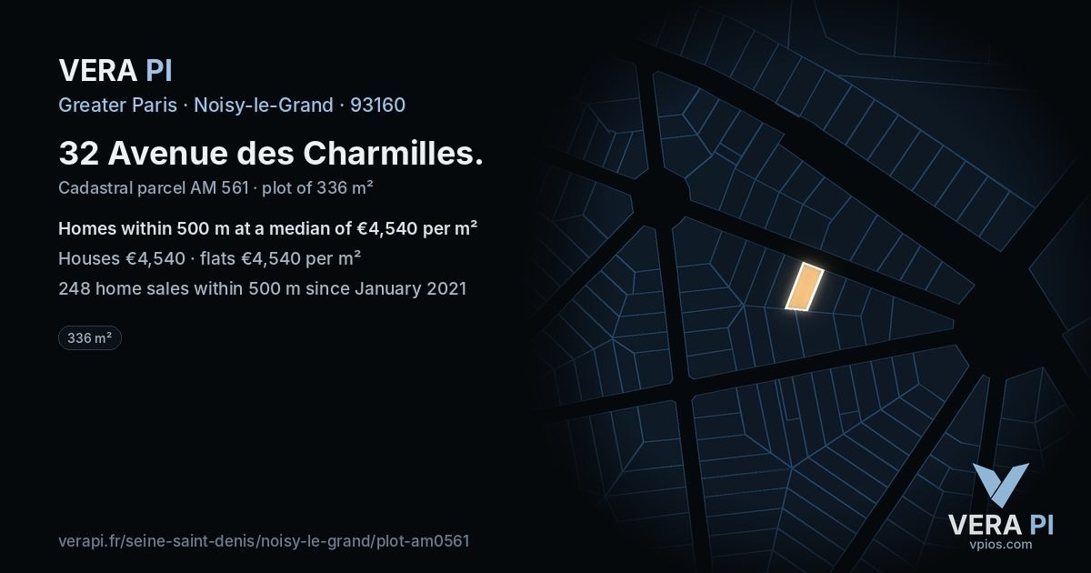 32 Avenue des Charmilles, Noisy-le-Grand at night – the plot lit, the parcels around coloured by the prices near them