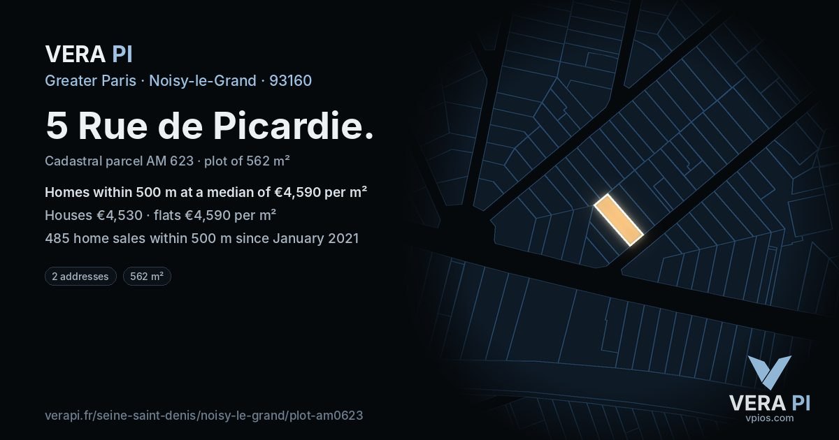 5 Rue de Picardie, Noisy-le-Grand at night – the plot lit, the parcels around coloured by the prices near them