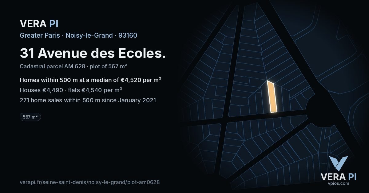 31 Avenue des Ecoles, Noisy-le-Grand at night – the plot lit, the parcels around coloured by the prices near them