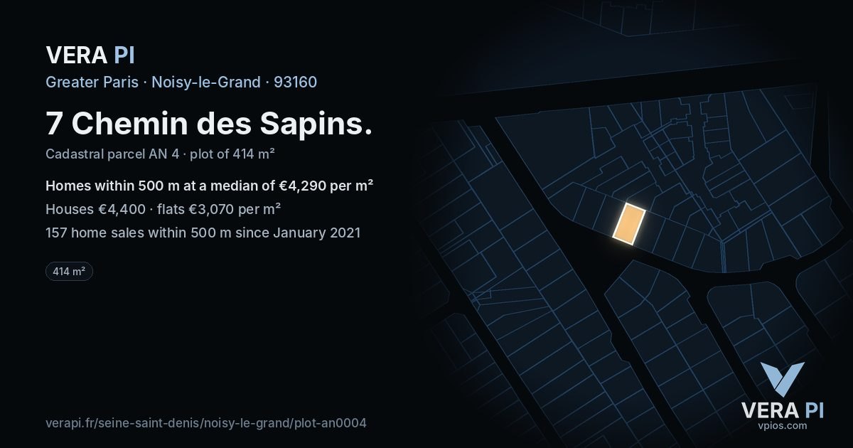 7 Chemin des Sapins, Noisy-le-Grand at night – the plot lit, the parcels around coloured by the prices near them