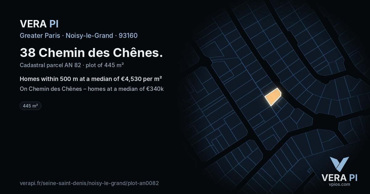 38 Chemin des Chênes, Noisy-le-Grand at night – the plot lit, the parcels around coloured by the prices near them