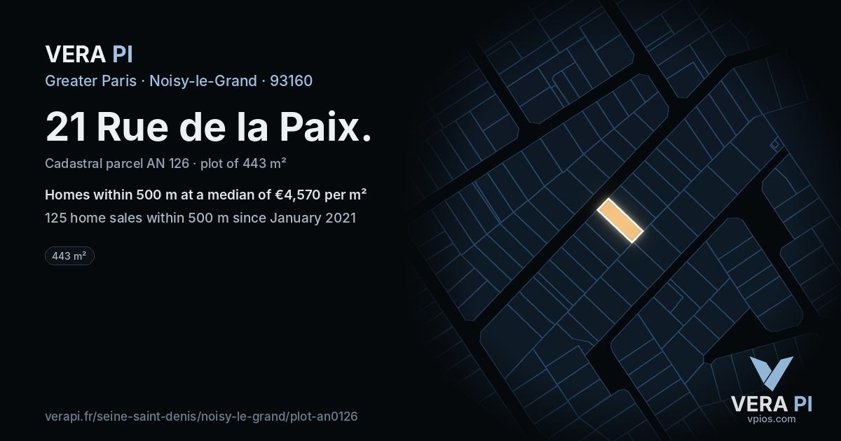 21 Rue de la Paix, Noisy-le-Grand at night – the plot lit, the parcels around coloured by the prices near them