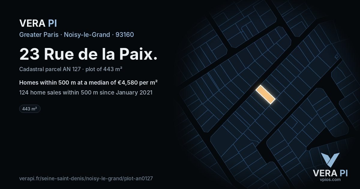 23 Rue de la Paix, Noisy-le-Grand at night – the plot lit, the parcels around coloured by the prices near them