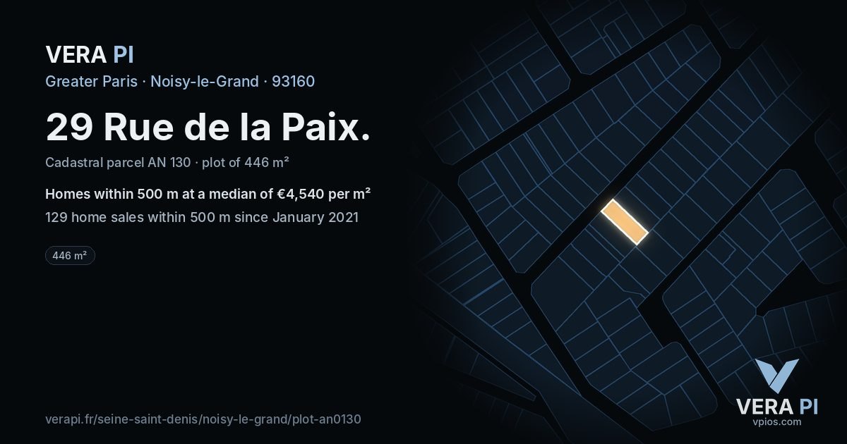 29 Rue de la Paix, Noisy-le-Grand at night – the plot lit, the parcels around coloured by the prices near them