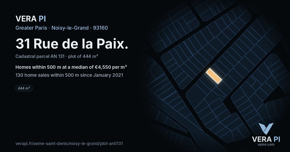 31 Rue de la Paix, Noisy-le-Grand at night – the plot lit, the parcels around coloured by the prices near them