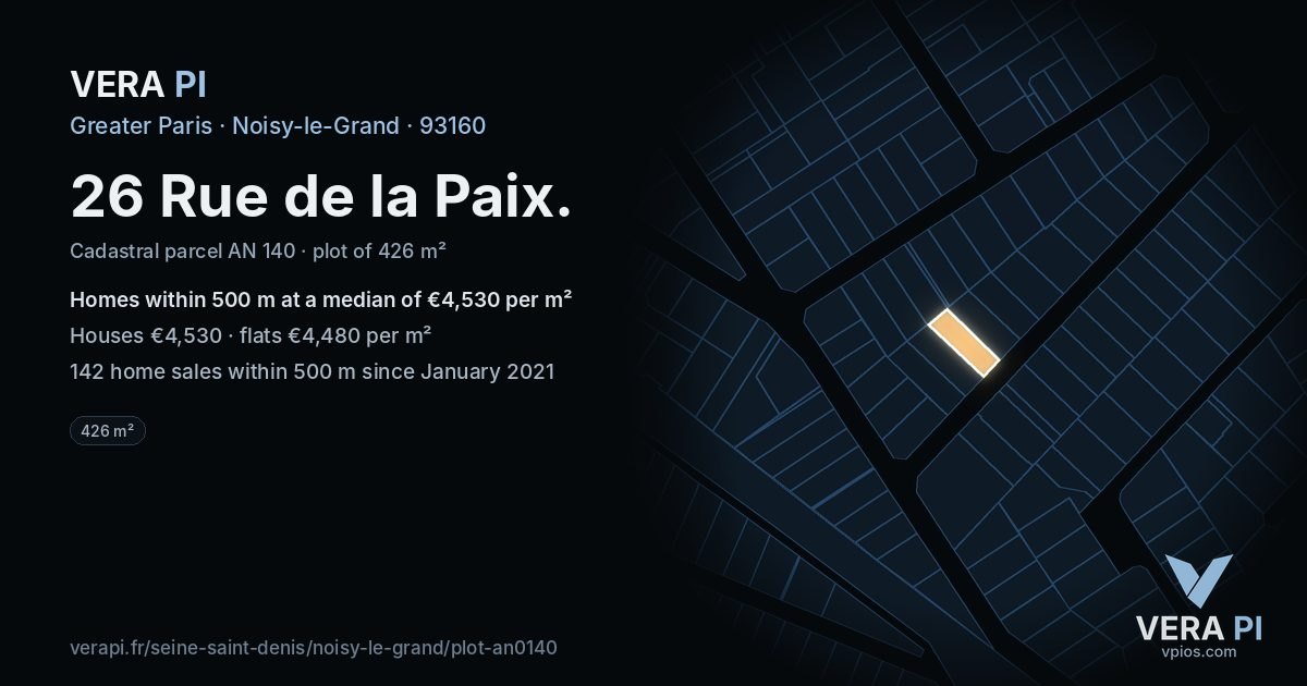 26 Rue de la Paix, Noisy-le-Grand at night – the plot lit, the parcels around coloured by the prices near them