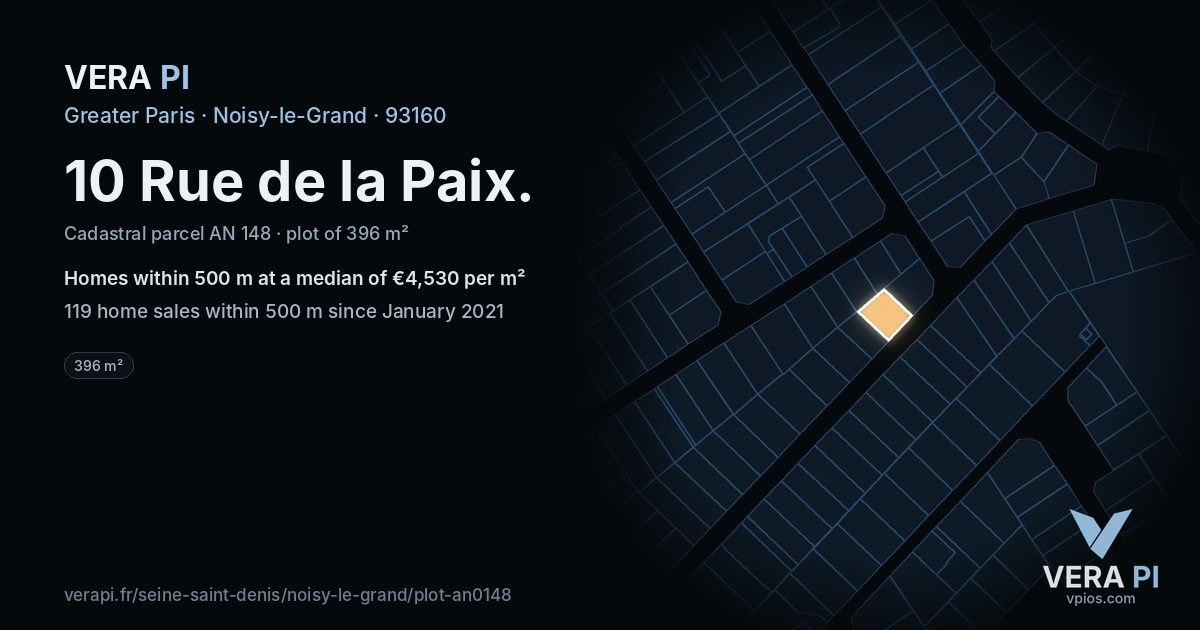 10 Rue de la Paix, Noisy-le-Grand at night – the plot lit, the parcels around coloured by the prices near them