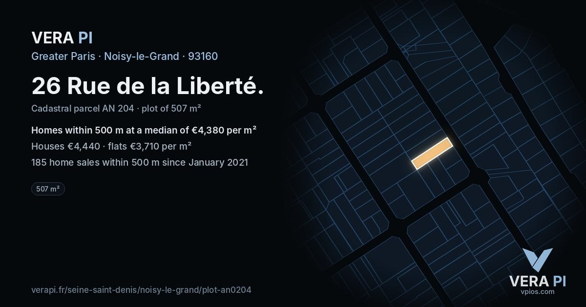 26 Rue de la Liberté, Noisy-le-Grand at night – the plot lit, the parcels around coloured by the prices near them
