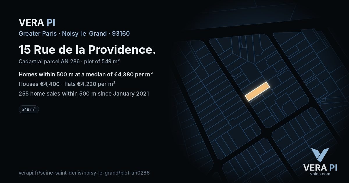 15 Rue de la Providence, Noisy-le-Grand at night – the plot lit, the parcels around coloured by the prices near them