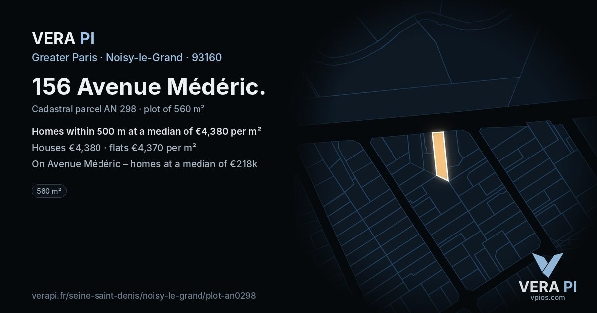 156 Avenue Médéric, Noisy-le-Grand at night – the plot lit, the parcels around coloured by the prices near them