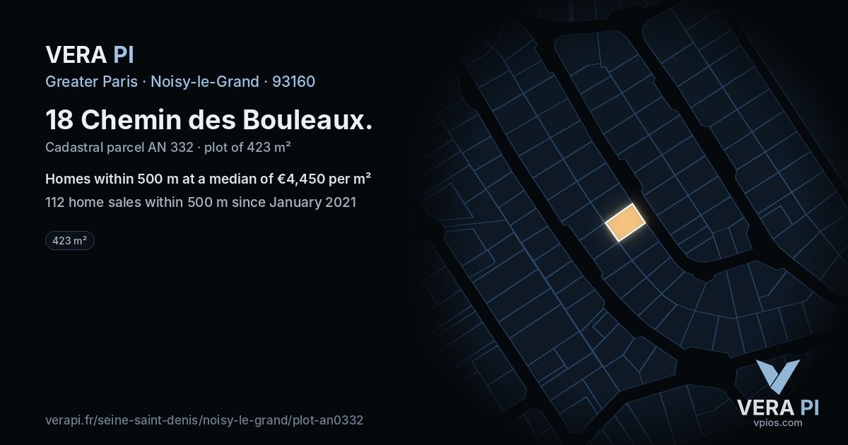 18 Chemin des Bouleaux, Noisy-le-Grand at night – the plot lit, the parcels around coloured by the prices near them