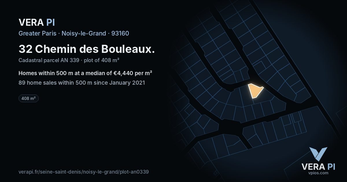 32 Chemin des Bouleaux, Noisy-le-Grand at night – the plot lit, the parcels around coloured by the prices near them