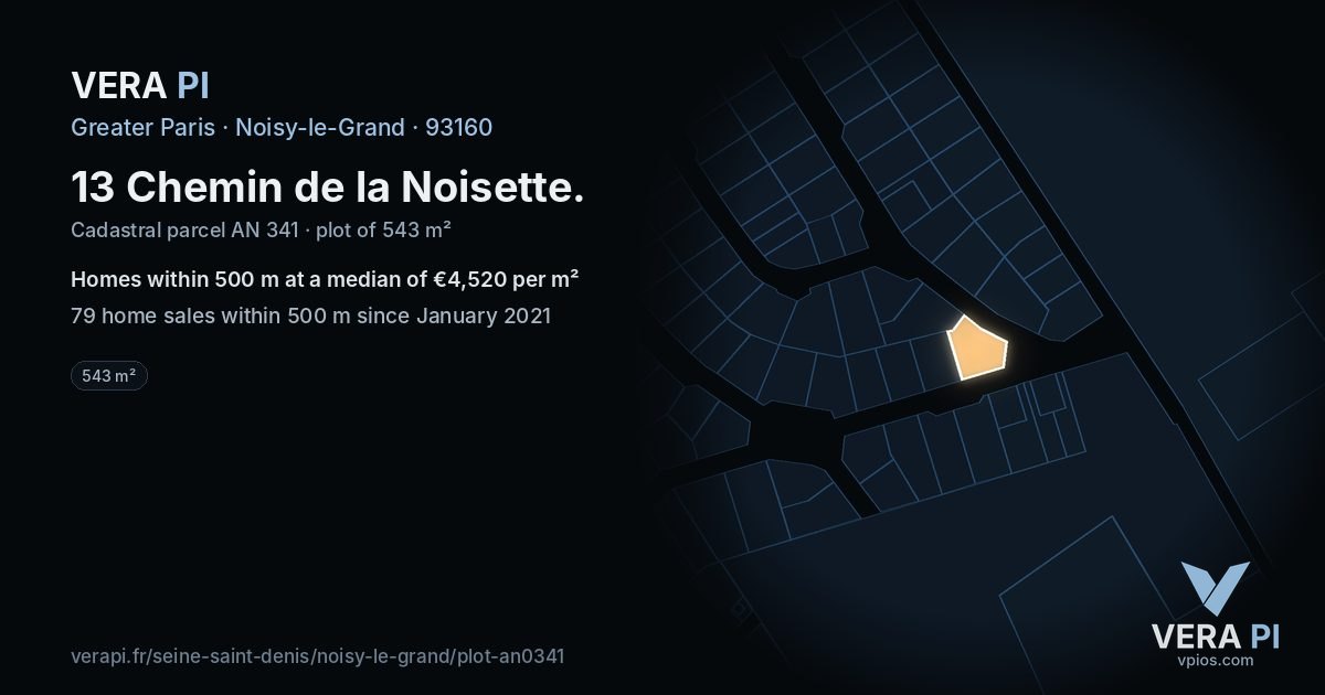13 Chemin de la Noisette, Noisy-le-Grand at night – the plot lit, the parcels around coloured by the prices near them