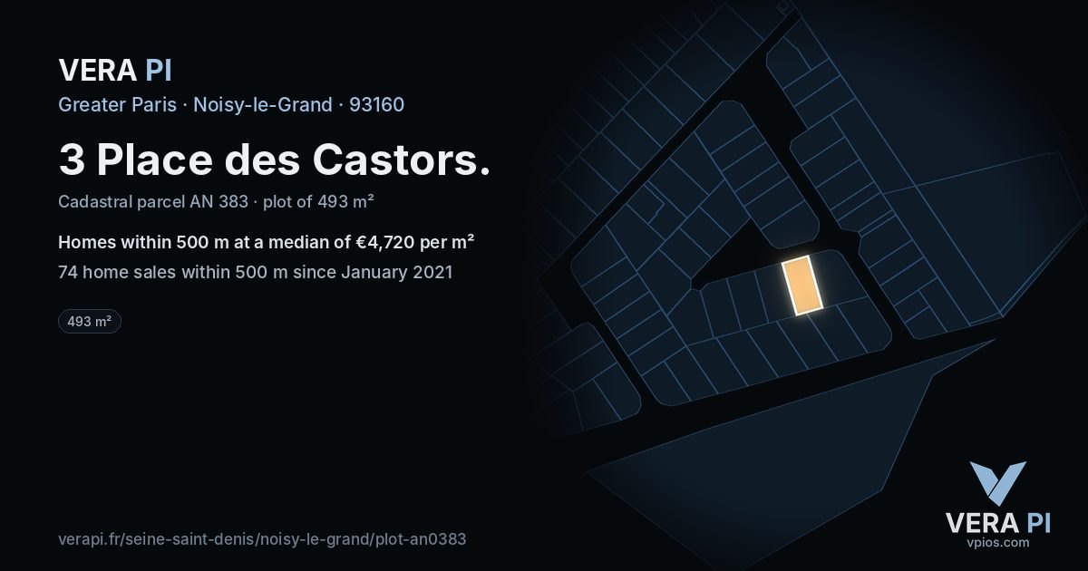 3 Place des Castors, Noisy-le-Grand at night – the plot lit, the parcels around coloured by the prices near them