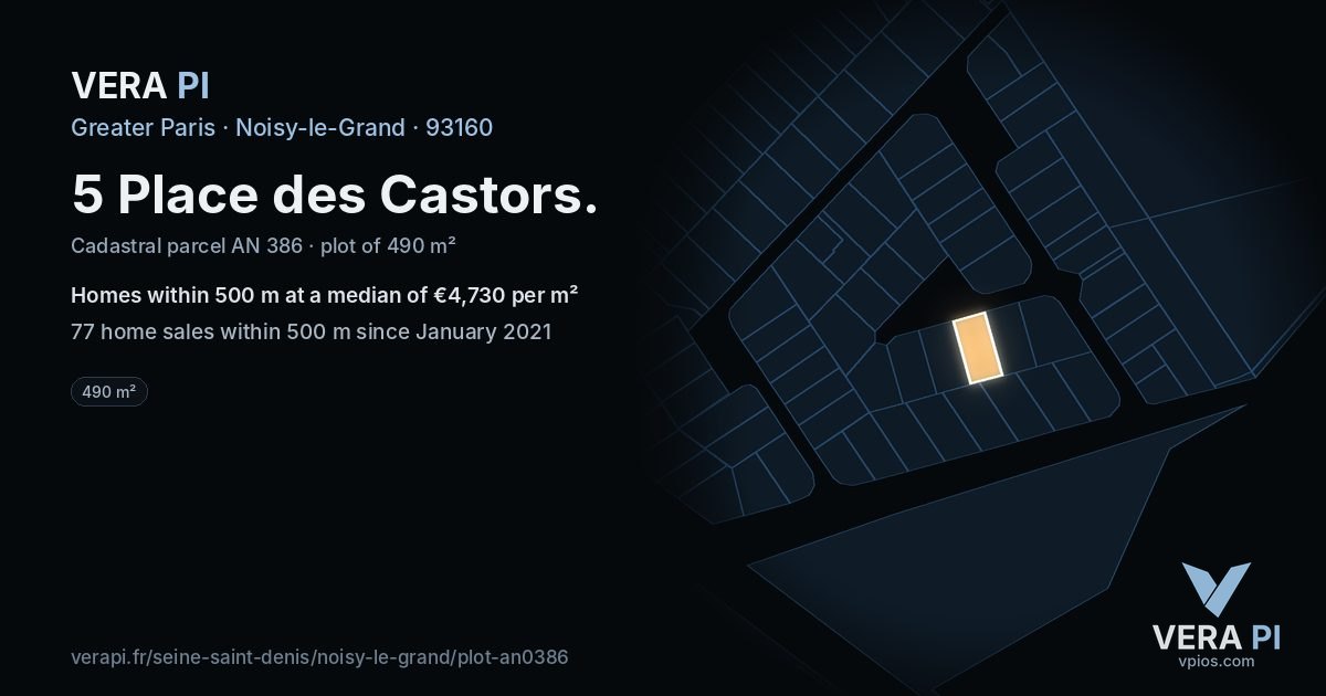 5 Place des Castors, Noisy-le-Grand at night – the plot lit, the parcels around coloured by the prices near them