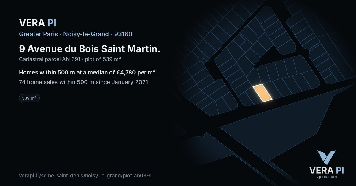 9 Avenue du Bois Saint Martin, Noisy-le-Grand at night – the plot lit, the parcels around coloured by the prices near them