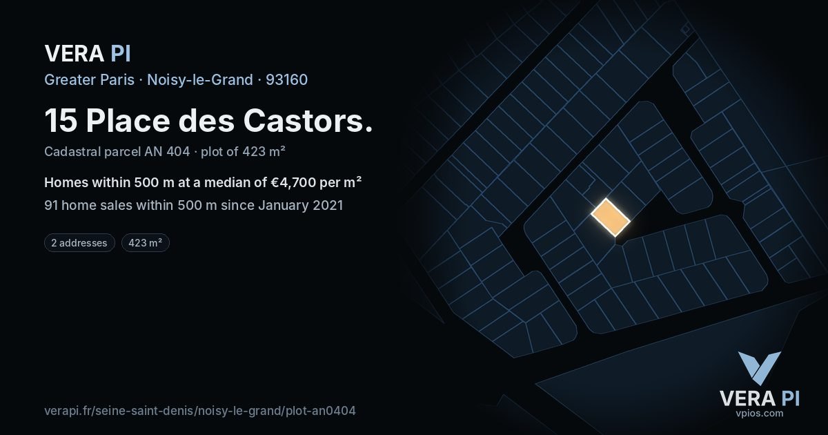 15 Place des Castors, Noisy-le-Grand at night – the plot lit, the parcels around coloured by the prices near them