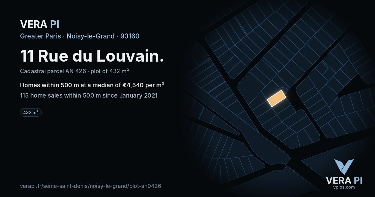 11 Rue du Louvain, Noisy-le-Grand at night – the plot lit, the parcels around coloured by the prices near them
