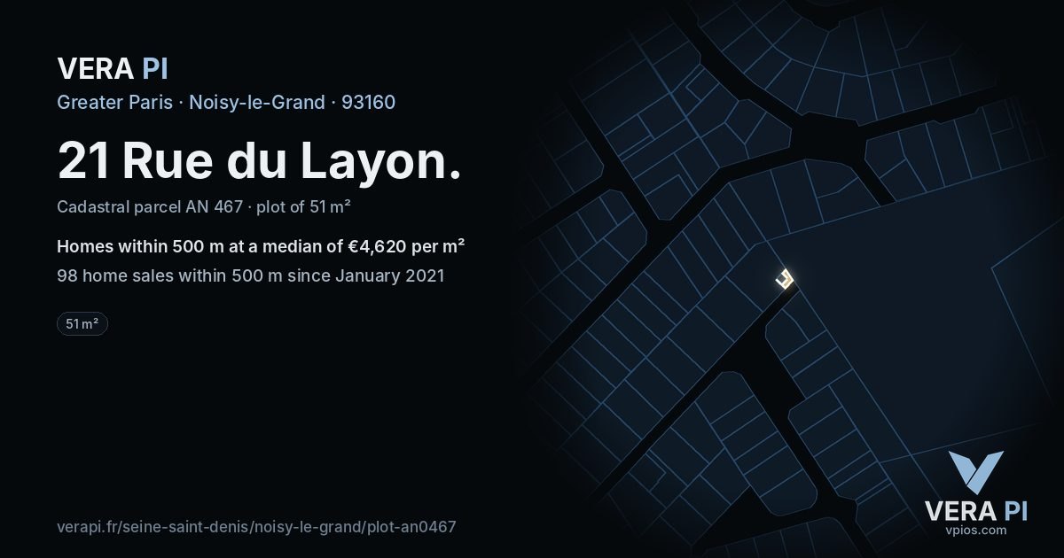 21 Rue du Layon, Noisy-le-Grand at night – the plot lit, the parcels around coloured by the prices near them
