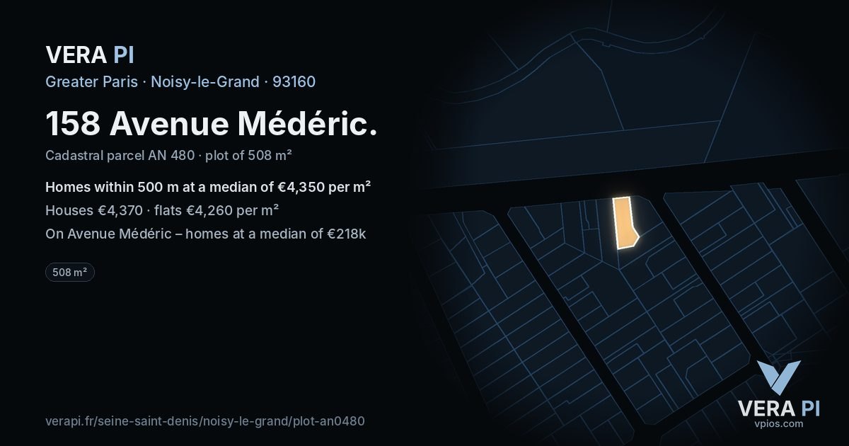 158 Avenue Médéric, Noisy-le-Grand at night – the plot lit, the parcels around coloured by the prices near them