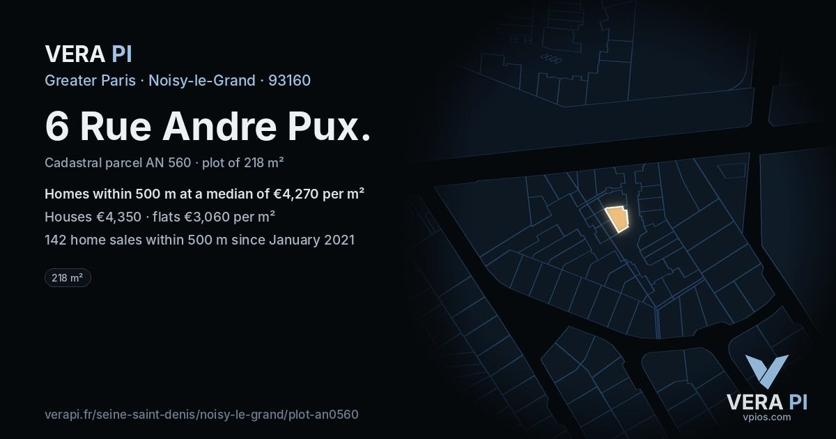 6 Rue Andre Pux, Noisy-le-Grand at night – the plot lit, the parcels around coloured by the prices near them