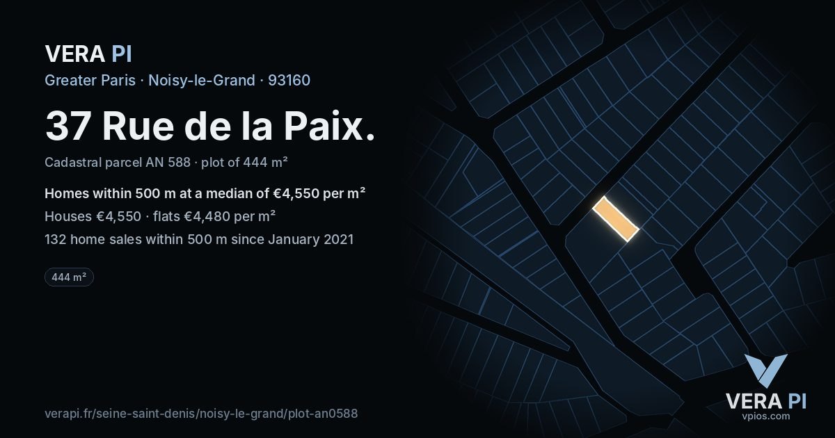 37 Rue de la Paix, Noisy-le-Grand at night – the plot lit, the parcels around coloured by the prices near them