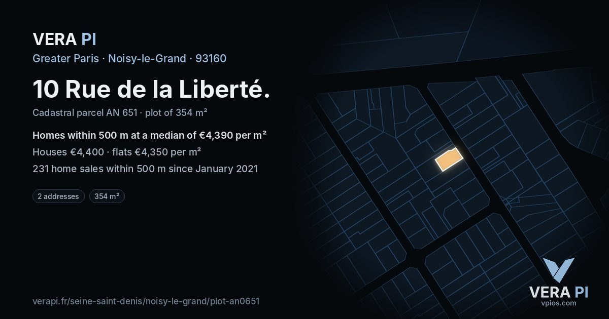 10 Rue de la Liberté, Noisy-le-Grand at night – the plot lit, the parcels around coloured by the prices near them