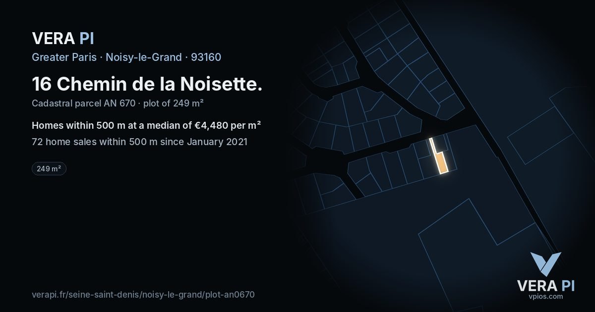 16 Chemin de la Noisette, Noisy-le-Grand at night – the plot lit, the parcels around coloured by the prices near them