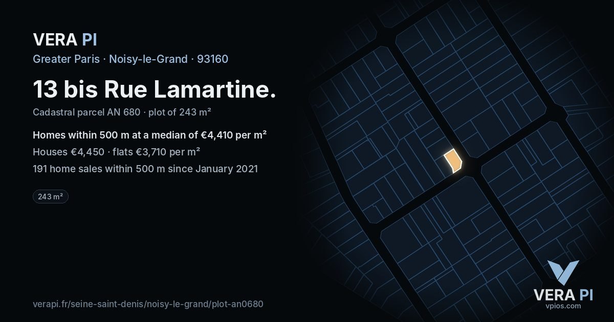 13 bis Rue Lamartine, Noisy-le-Grand at night – the plot lit, the parcels around coloured by the prices near them