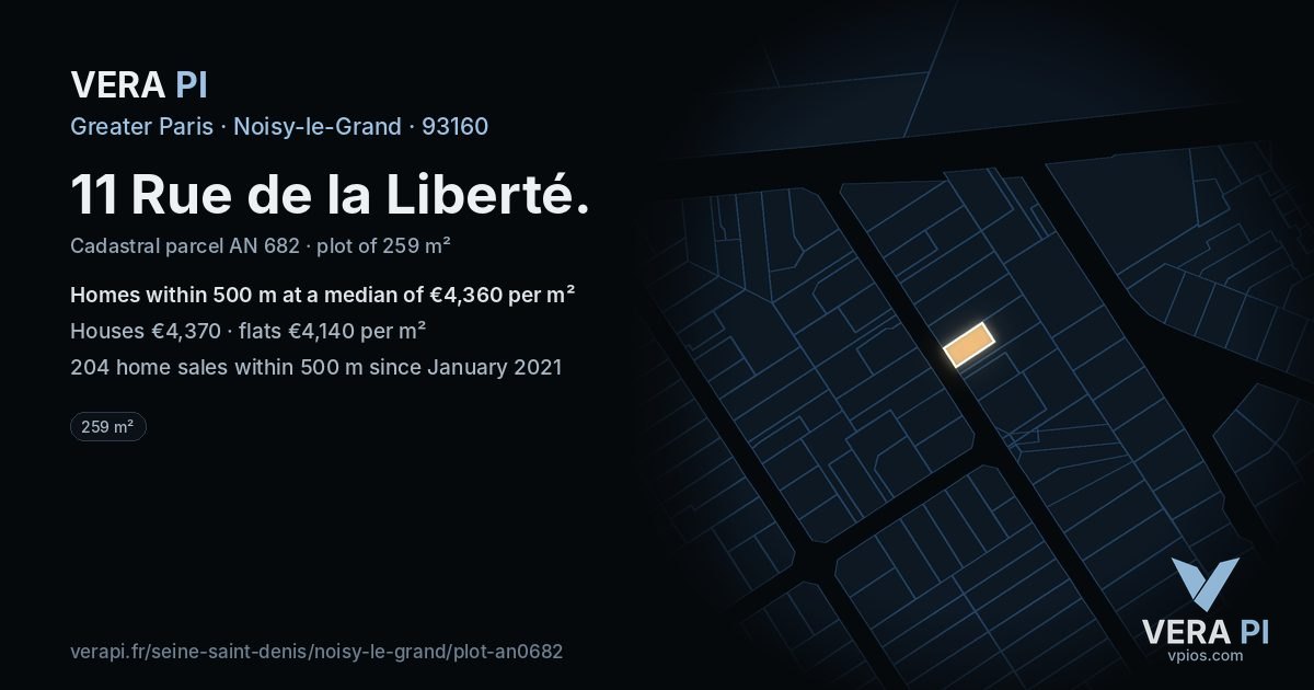 11 Rue de la Liberté, Noisy-le-Grand at night – the plot lit, the parcels around coloured by the prices near them
