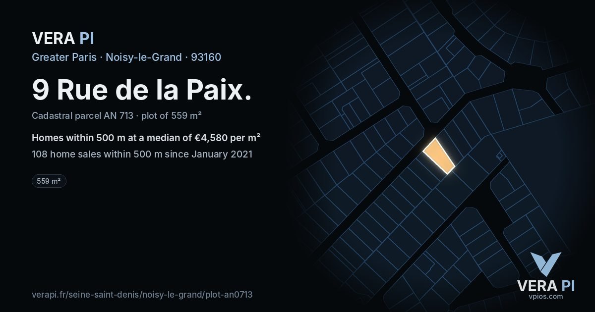 9 Rue de la Paix, Noisy-le-Grand at night – the plot lit, the parcels around coloured by the prices near them