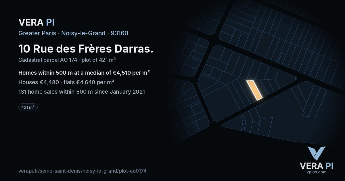 10 Rue des Frères Darras, Noisy-le-Grand at night – the plot lit, the parcels around coloured by the prices near them