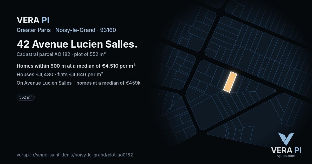 42 Avenue Lucien Salles, Noisy-le-Grand at night – the plot lit, the parcels around coloured by the prices near them