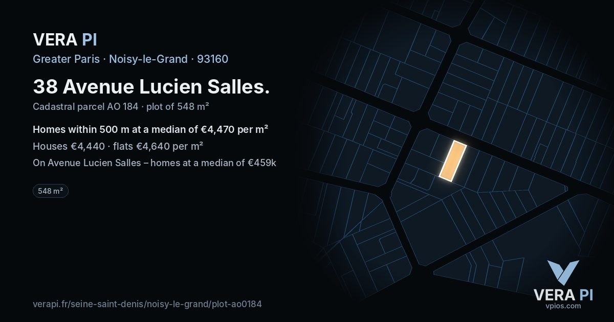 38 Avenue Lucien Salles, Noisy-le-Grand at night – the plot lit, the parcels around coloured by the prices near them