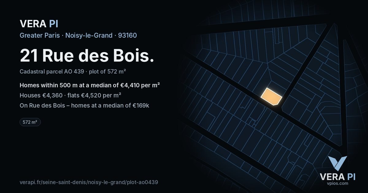 21 Rue des Bois, Noisy-le-Grand at night – the plot lit, the parcels around coloured by the prices near them