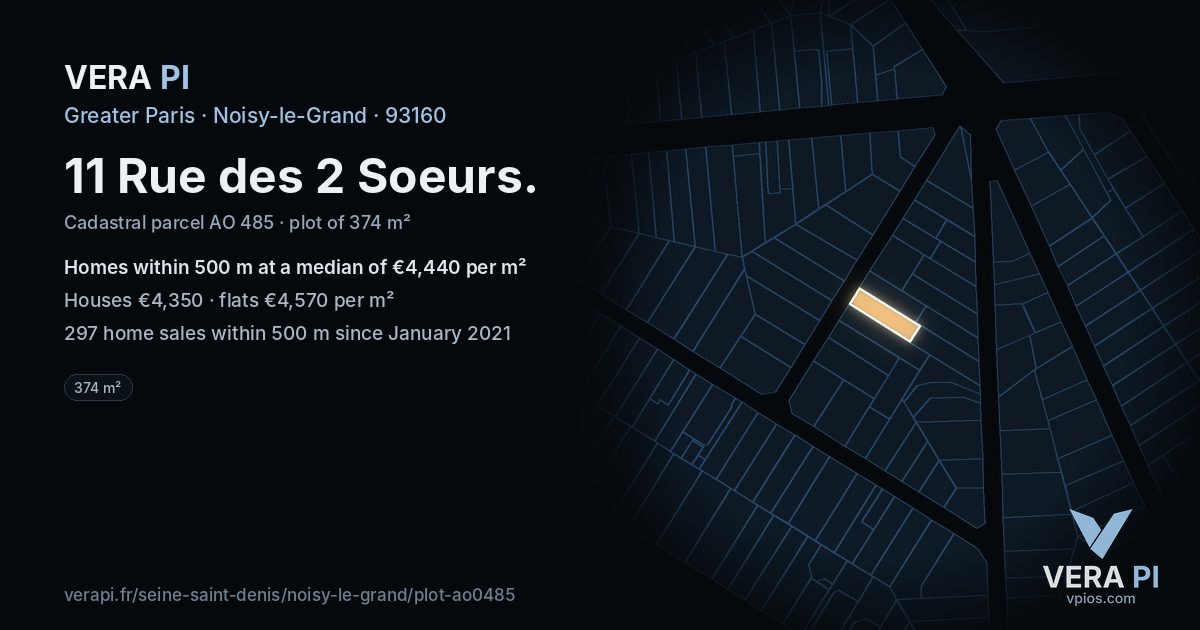 11 Rue des 2 Soeurs, Noisy-le-Grand at night – the plot lit, the parcels around coloured by the prices near them